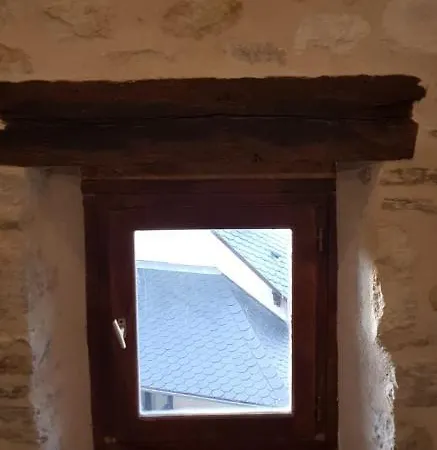 Le De La Vieille Eglise De Coussergues