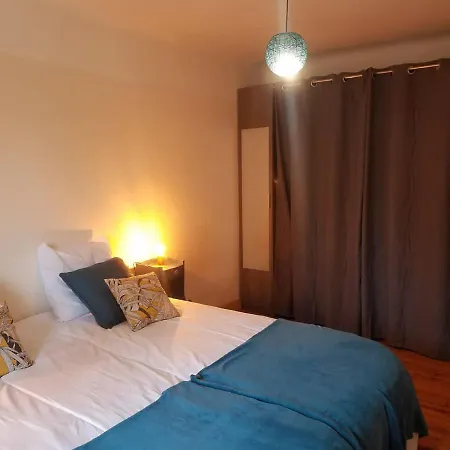 Le De La Vieille Eglise De