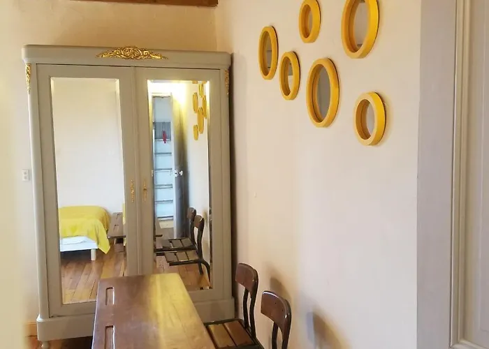 Le De La Vieille Eglise De