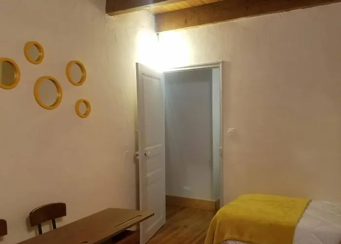 Le De La Vieille Eglise De Feriehus *